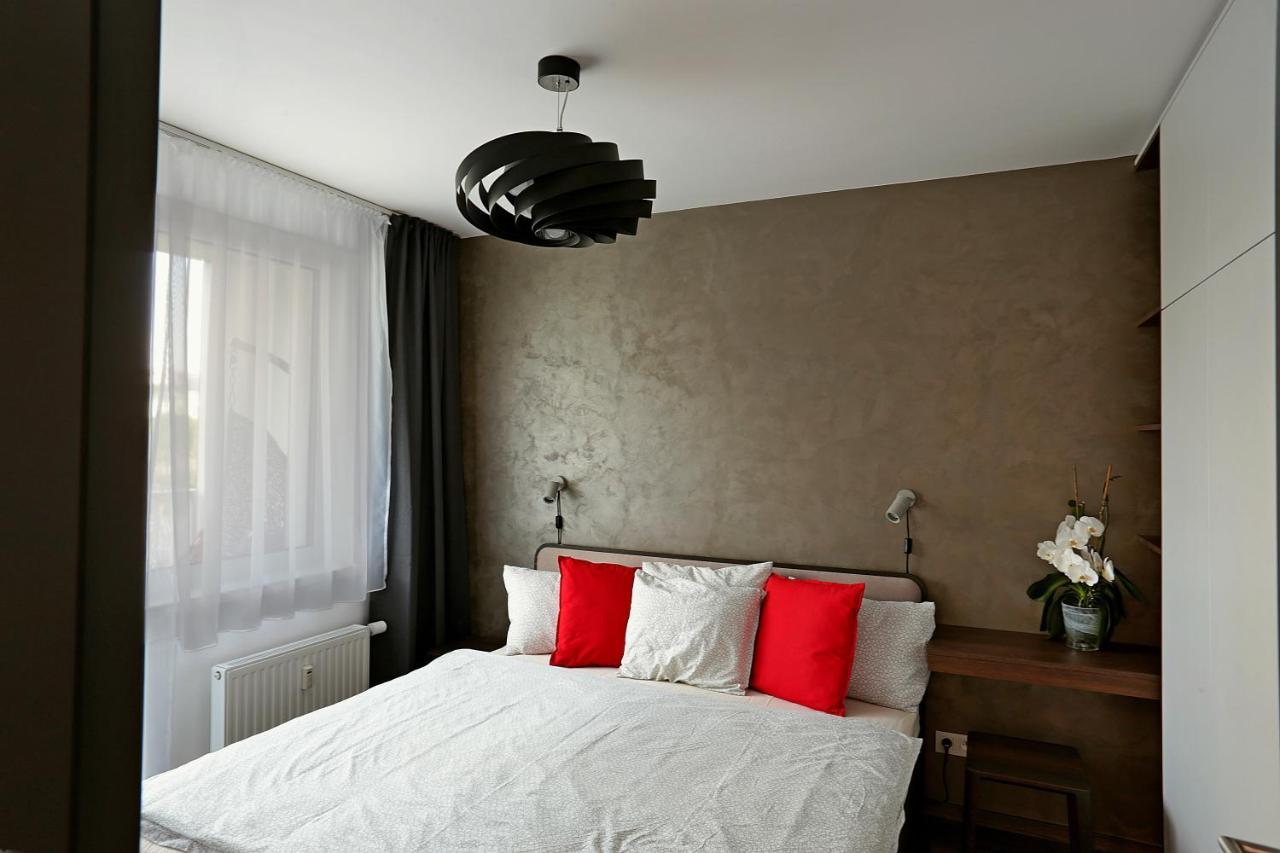 Modern Apartment Near The City Centre Urban Pressburg Exterior foto
