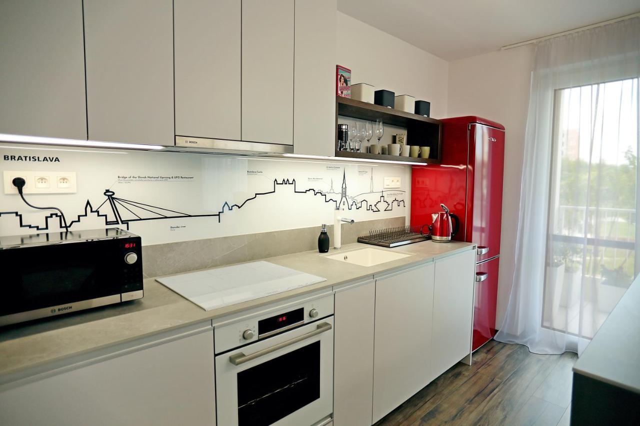 Modern Apartment Near The City Centre Urban Pressburg Exterior foto
