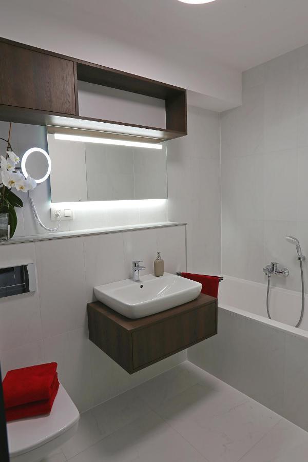 Modern Apartment Near The City Centre Urban Pressburg Exterior foto