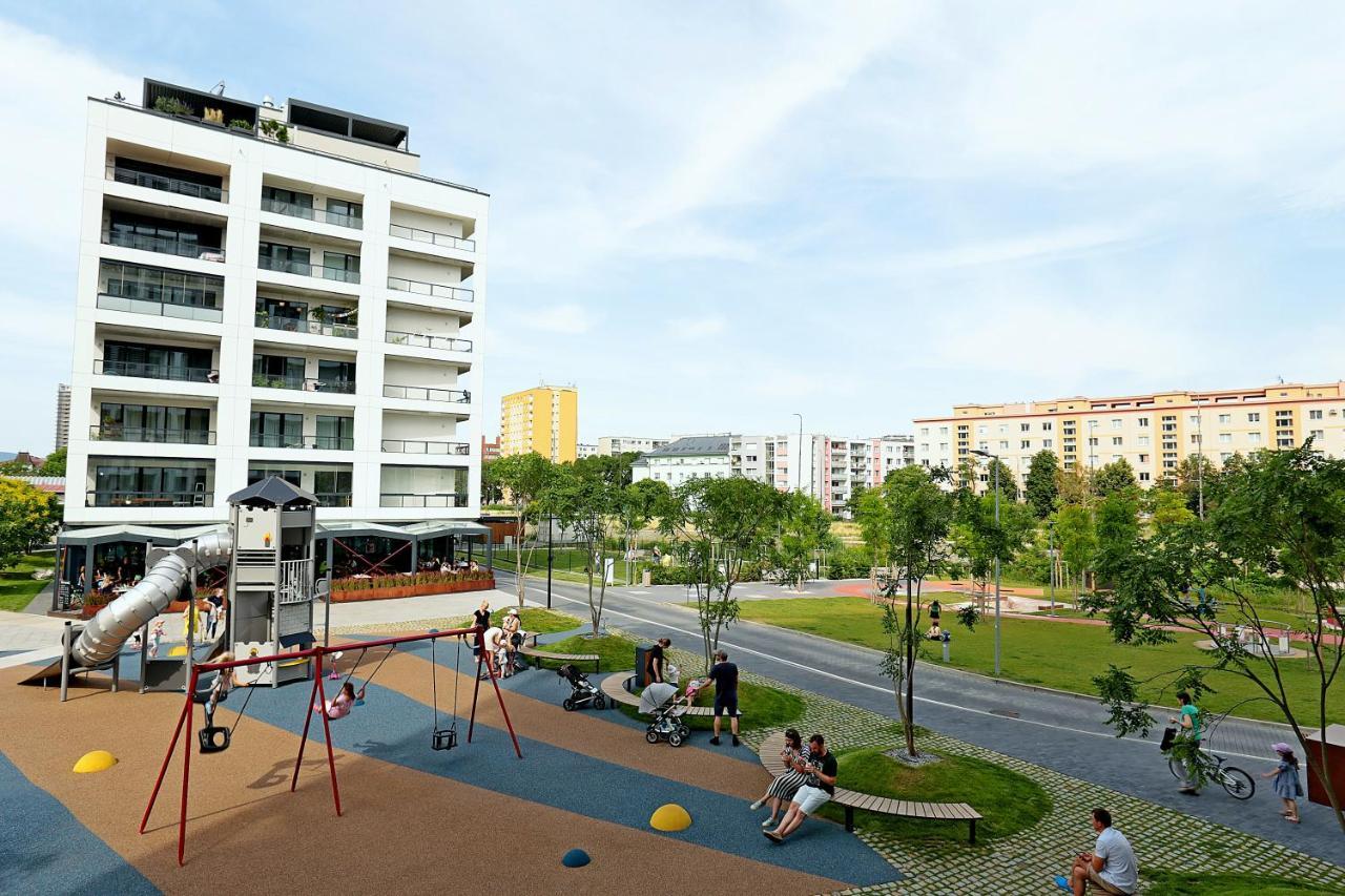 Modern Apartment Near The City Centre Urban Pressburg Exterior foto